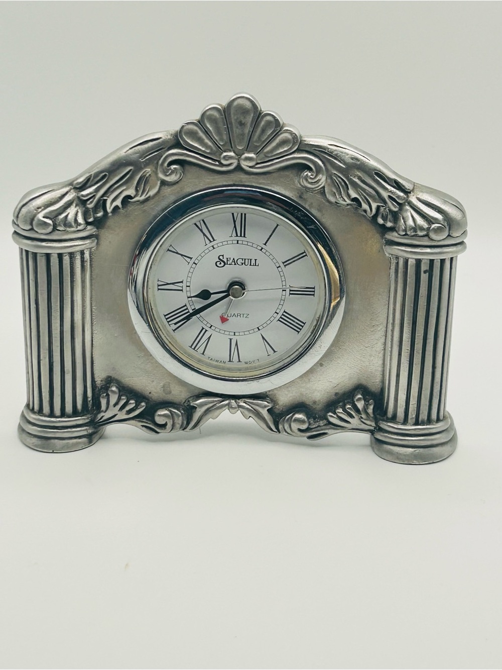 1990 Seagull Pewter Mantel Clock – Neoclassical Silver Tone Quartz Desk Clock